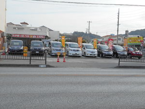 ニコニコレンタカー豊見城伊良波店